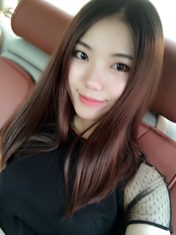 盛开的花朵的第二张照片--盐城相亲服务中心