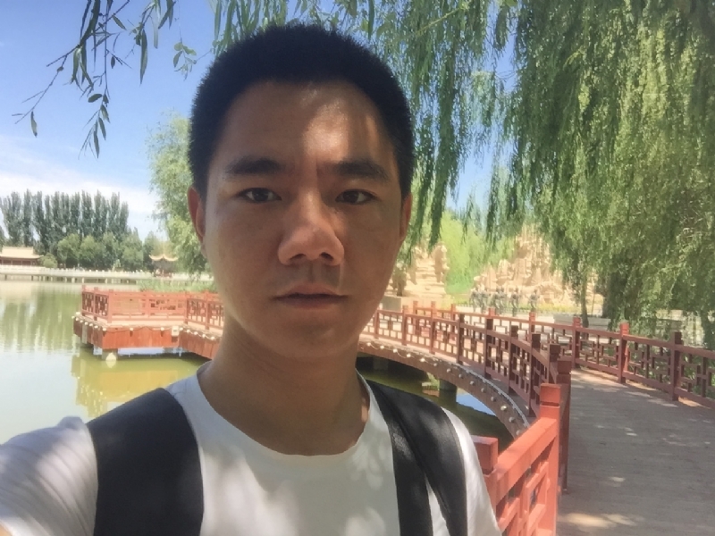 一见倾心的第一张照片--盐城相亲服务中心