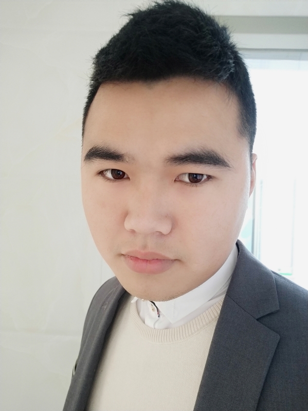 啊辉的第一张照片--盐城相亲服务中心