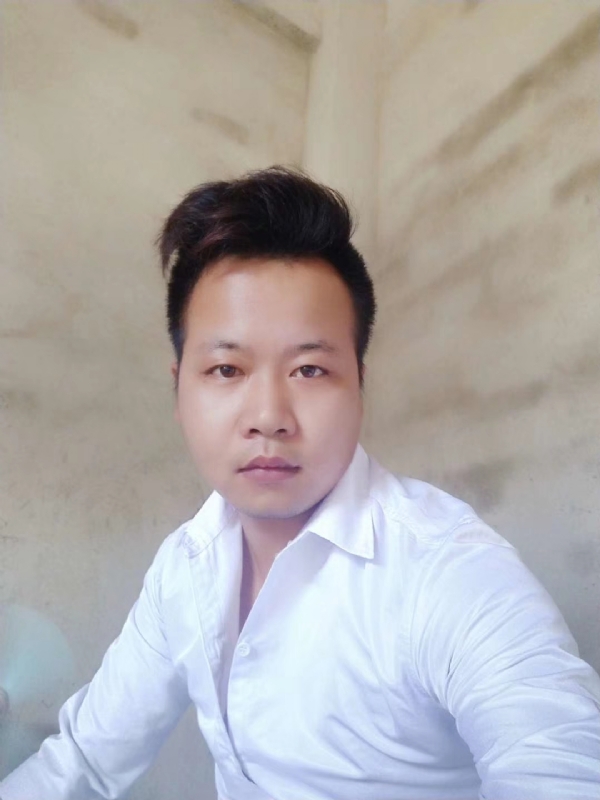 寻觅爱情的第一张照片--盐城相亲服务中心