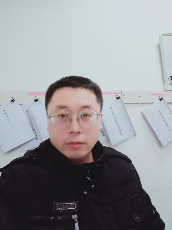 一头猪的第一张照片--盐城相亲服务中心