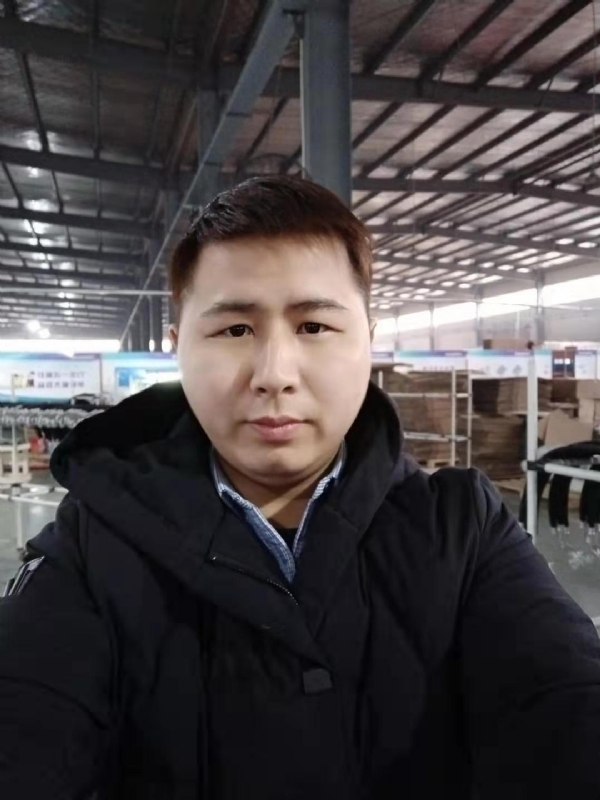 刀锋的第一张照片--盐城相亲服务中心