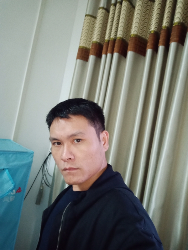 心如止水的第一张照片--盐城相亲服务中心
