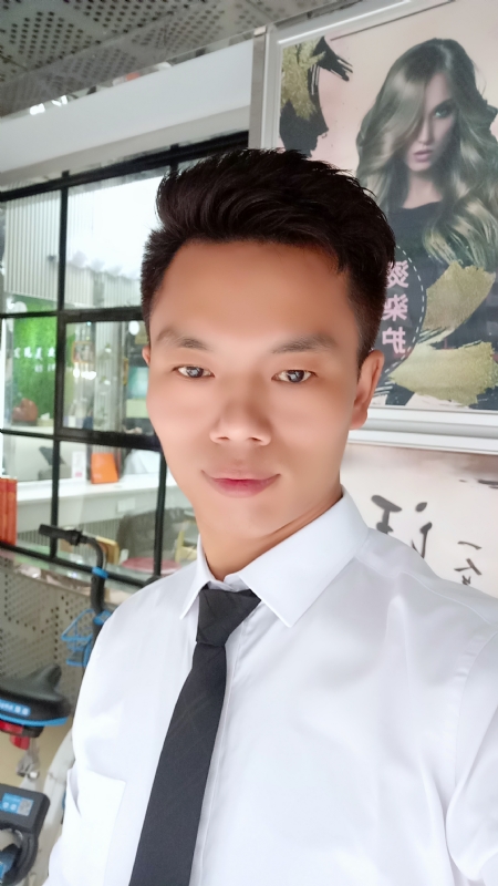 阳光男士的第一张照片--盐城相亲服务中心
