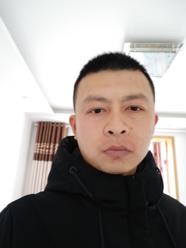 吴伟899的第一张照片--盐城相亲服务中心