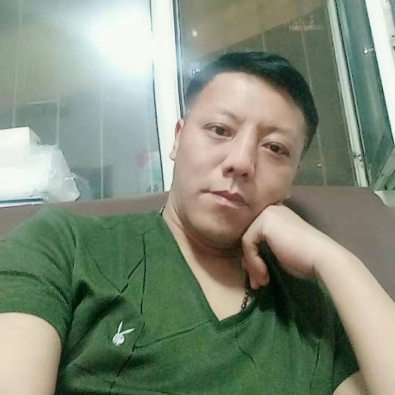 龍行天下的第一张照片--盐城相亲服务中心