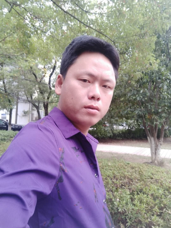 黄龙飞的第一张照片--盐城相亲服务中心