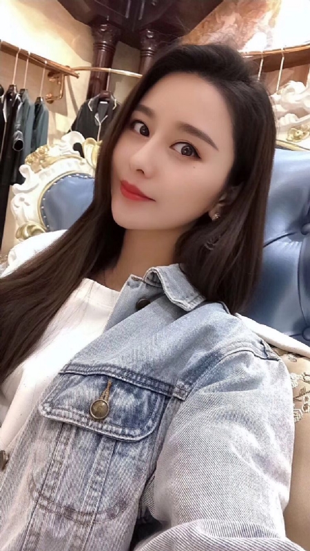 李珊珊的第一张照片--盐城相亲服务中心