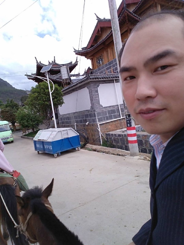当代军人的第一张照片--盐城相亲服务中心