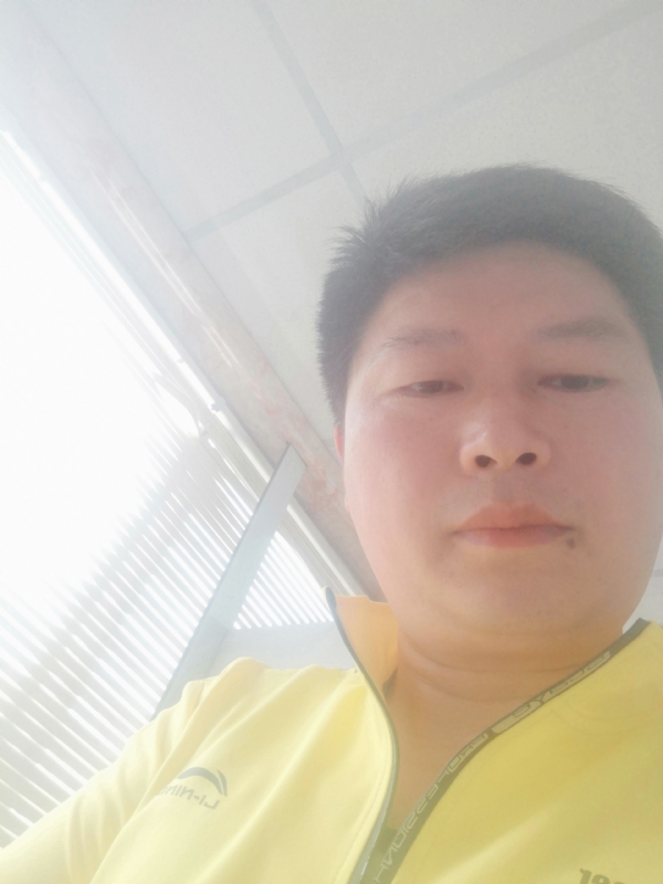 山男的第一张照片--盐城相亲服务中心