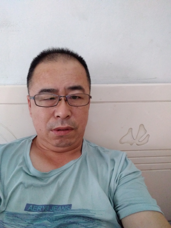 大叔的第一张照片--盐城相亲服务中心