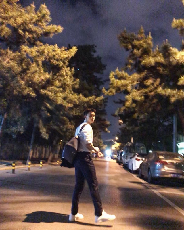 深海的第二张照片--盐城相亲服务中心