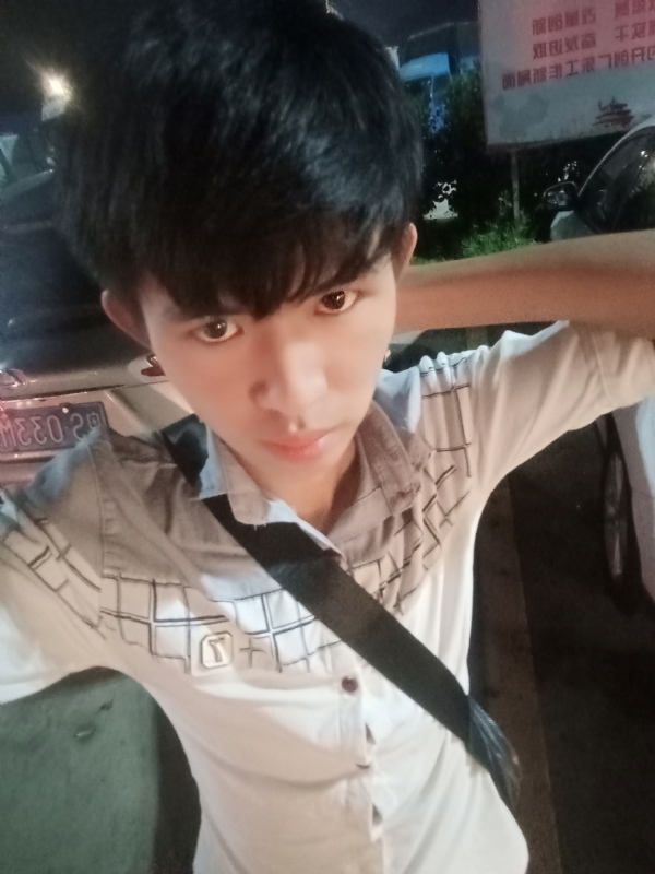 杨哥的第一张照片--盐城相亲服务中心