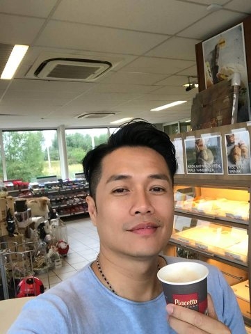 短歌的第一张照片--盐城相亲服务中心