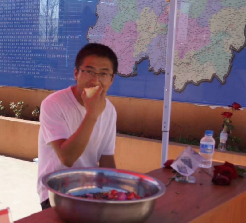 寻水的第一张照片--盐城相亲服务中心