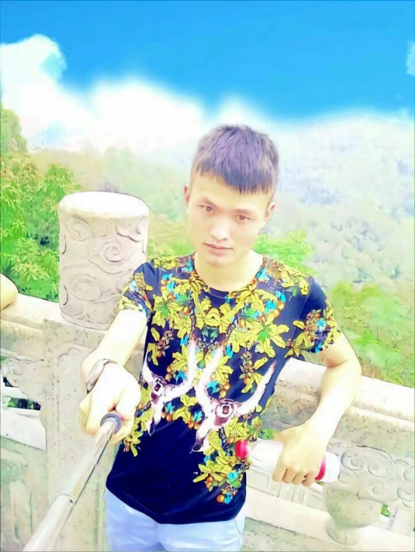 孤独王者元首的第一张照片--盐城相亲服务中心