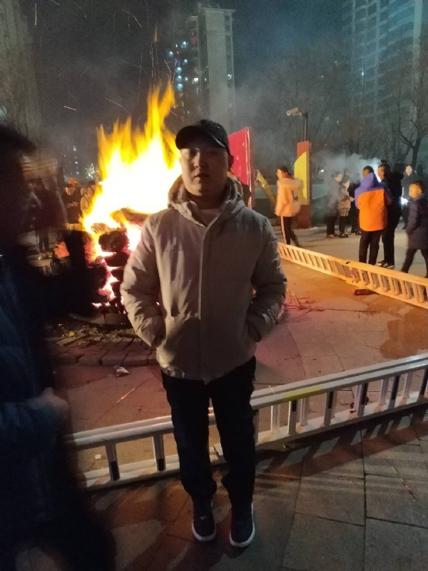 爱情里的俩个人的第二张照片--盐城相亲服务中心