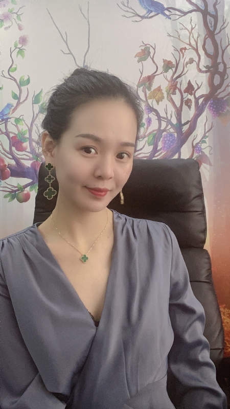 潇潇的第一张照片--盐城相亲服务中心