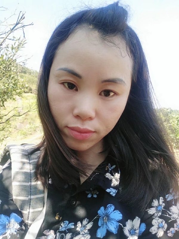 英英的第一张照片--盐城相亲服务中心