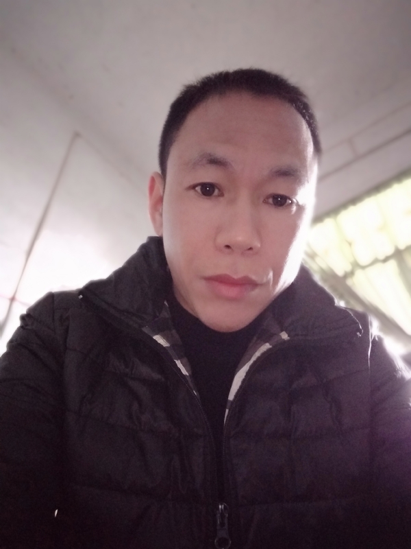 相信真爱的第一张照片--盐城相亲服务中心