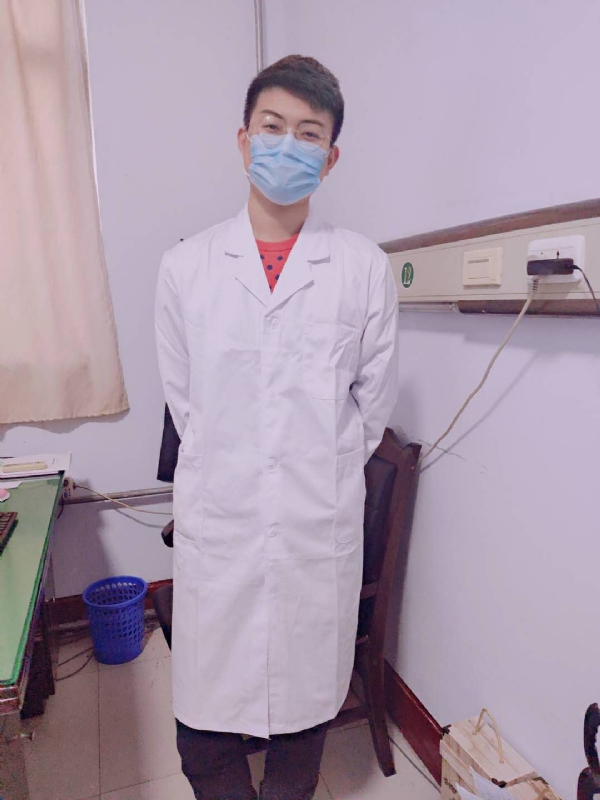 Leslie的第一张照片--盐城相亲服务中心