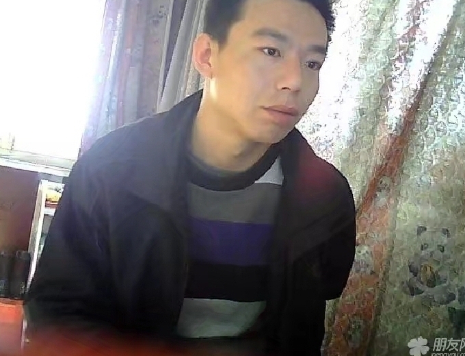 向钱奔跑的第一张照片--盐城相亲服务中心