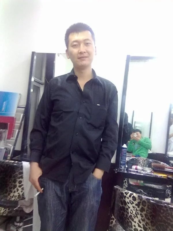 风筝的第一张照片--盐城相亲服务中心