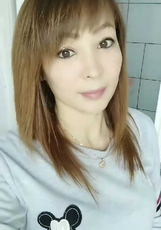 魅力白玲的第一张照片--盐城相亲服务中心