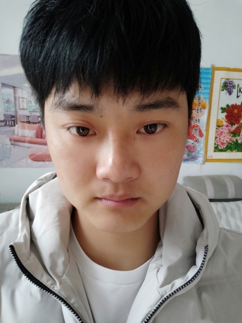 偏丶执的第二张照片--盐城相亲服务中心