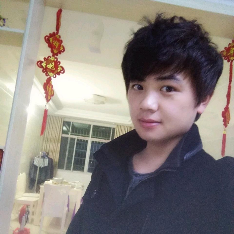 凤凰机器人卡卡老师的第一张照片--盐城相亲服务中心