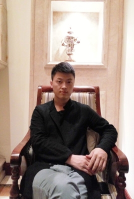 制片人杨亚林的第一张照片--盐城相亲服务中心