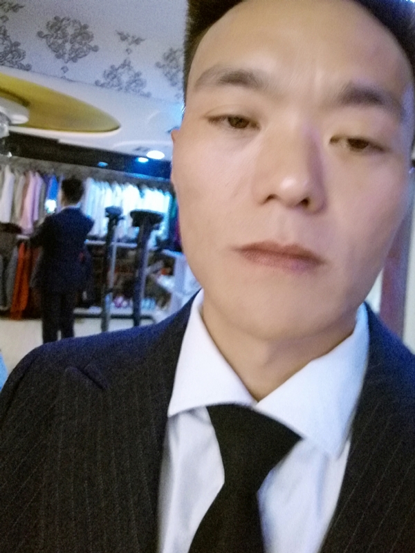 醉酒的蝴蝶的第二张照片--盐城相亲服务中心