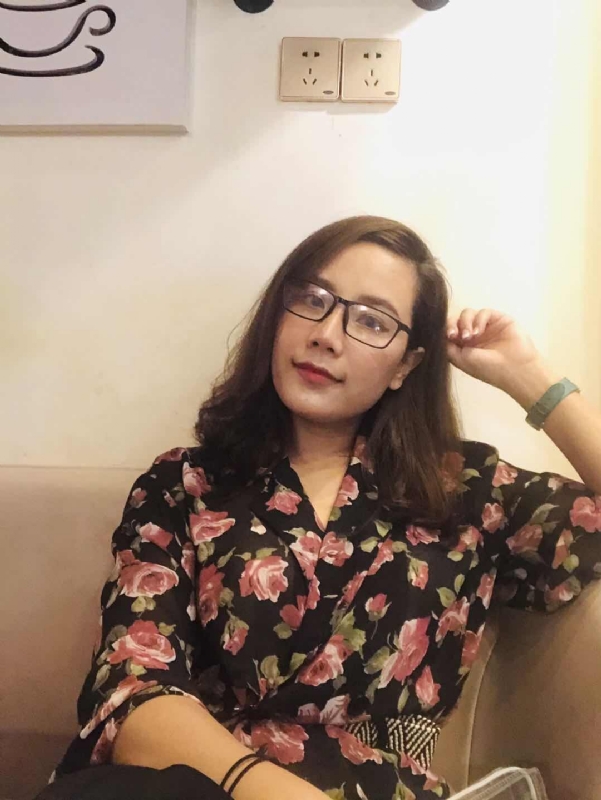 蝴蝶与蓝的第一张照片--盐城相亲服务中心