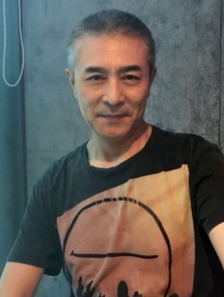 拥抱明天的第一张照片--盐城相亲服务中心