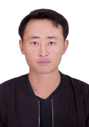 淡漠痕的第二张照片--盐城相亲服务中心