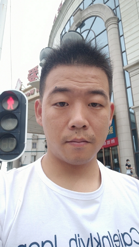 夜空的第一张照片--盐城相亲服务中心