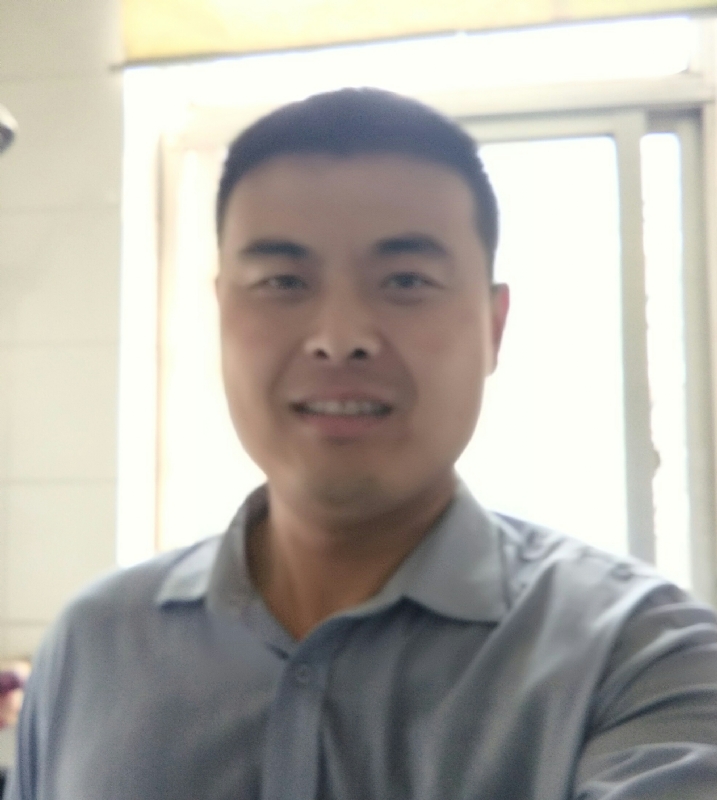 李伟的第一张照片--盐城相亲服务中心
