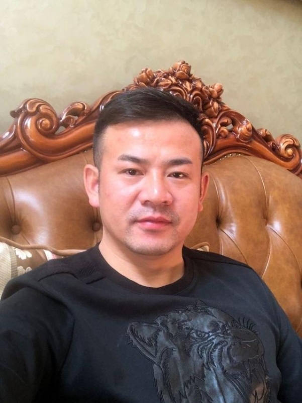 治国的第一张照片--盐城相亲服务中心