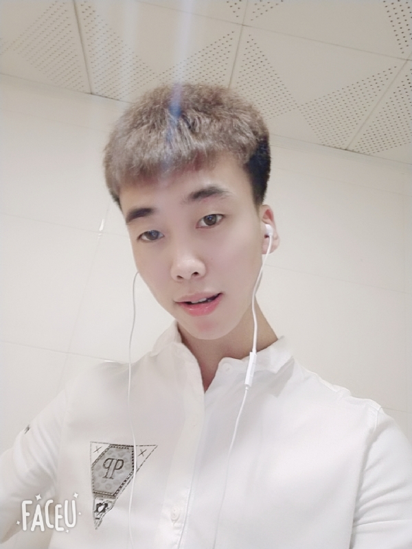 晚枫的第三张照片--盐城相亲服务中心