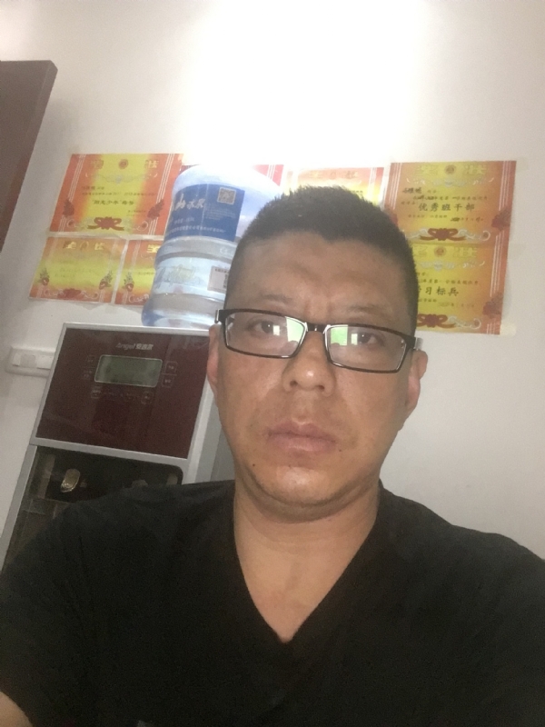 牵手的第二张照片--盐城相亲服务中心