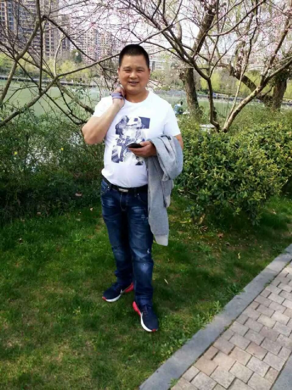 纯爷们的第一张照片--盐城相亲服务中心