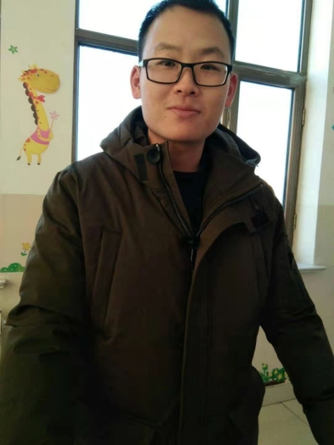 品上男人的第一张照片--盐城相亲服务中心