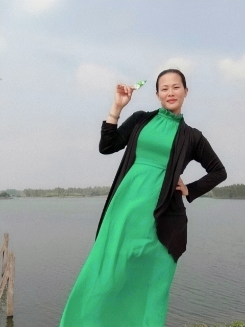 李梅的第二张照片--盐城相亲服务中心