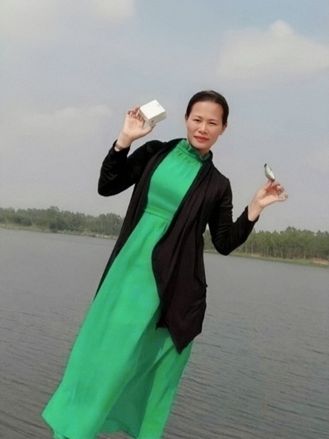李梅的第三张照片--盐城相亲服务中心