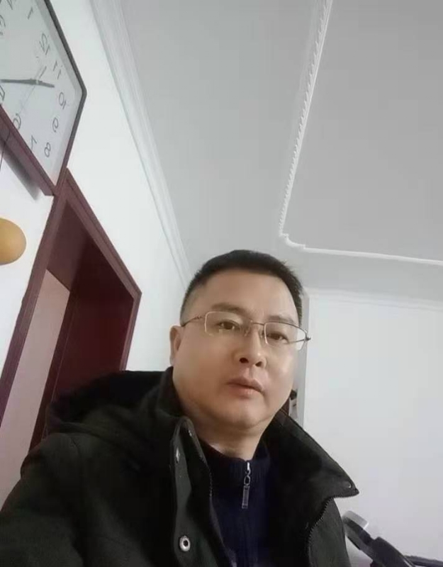 想牵你的手的第一张照片--盐城相亲服务中心