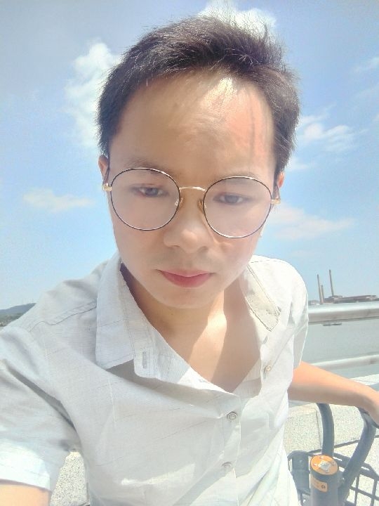 楠呐的第三张照片--盐城相亲服务中心