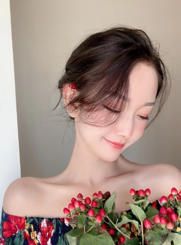 小诗vanessa的第二张照片--盐城相亲服务中心