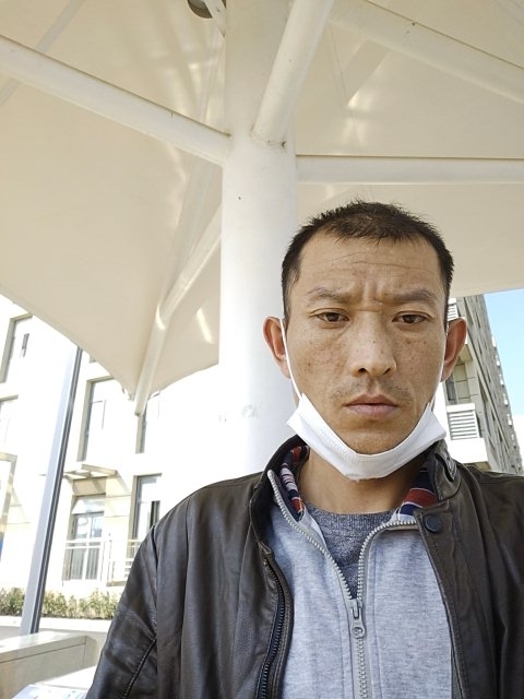 孤狼的第一张照片--盐城相亲服务中心