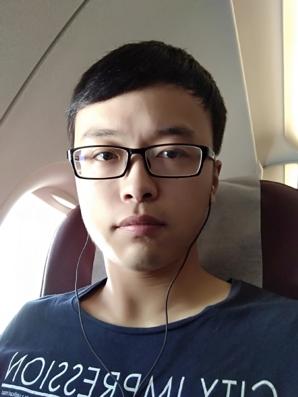在水一方的第二张照片--盐城相亲服务中心
