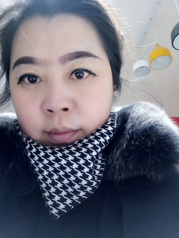 余猪猪的第一张照片--盐城相亲服务中心